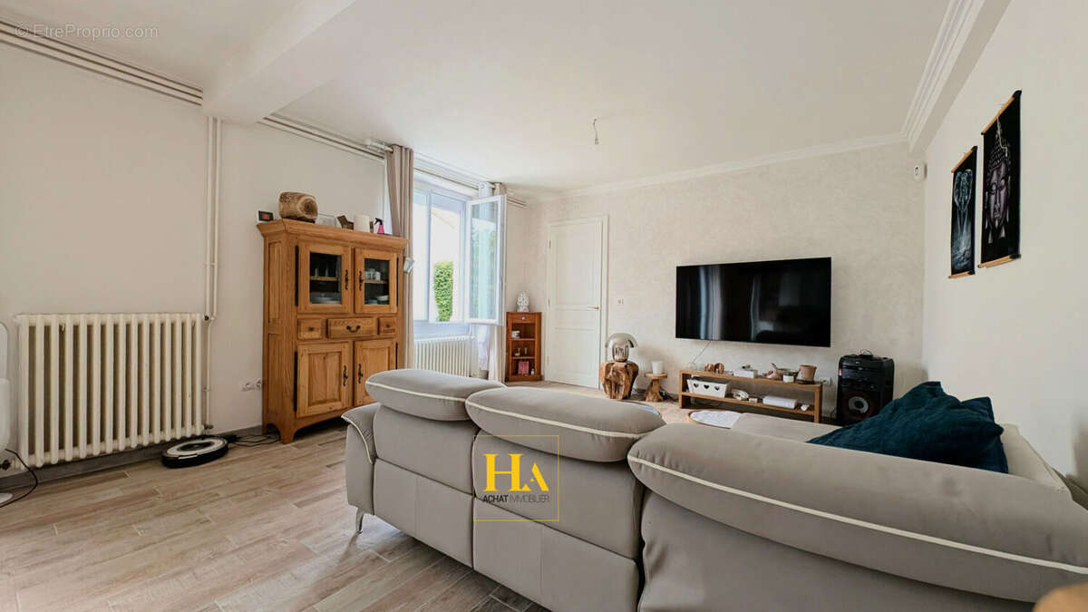 Maison à ROMANS-SUR-ISERE