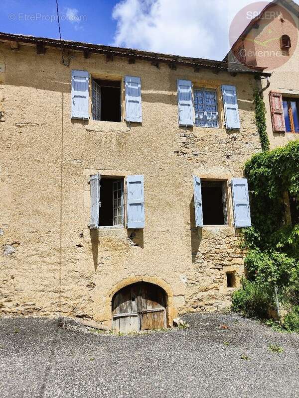 Maison à GREZES