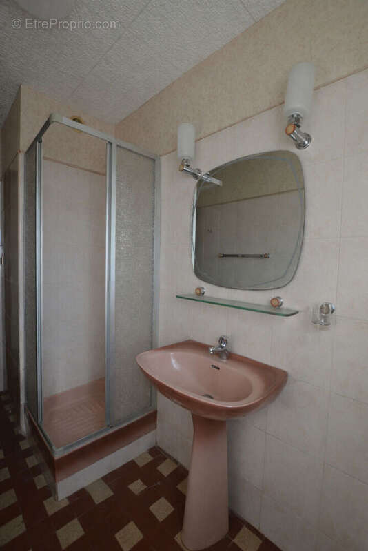 Appartement à MARSEILLE-12E
