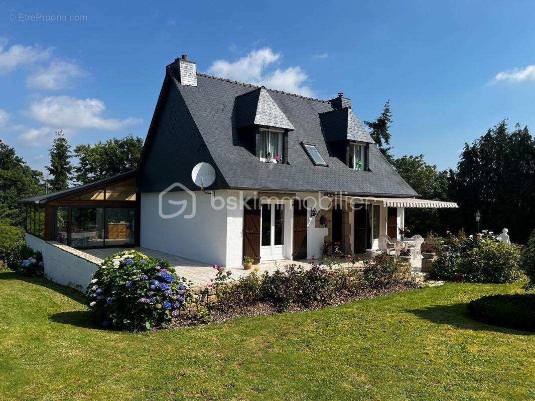 Maison à SAINT-CARADEC