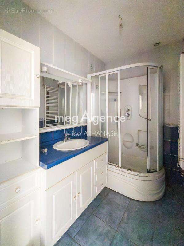 Appartement à FOUGERES