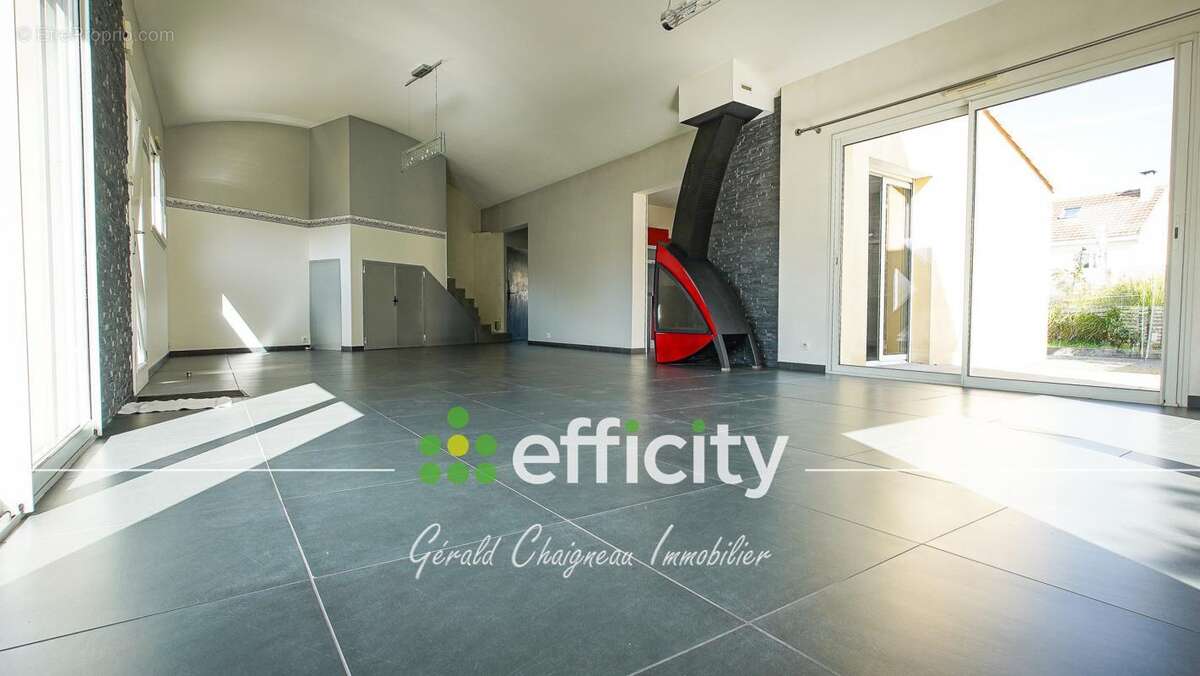 Maison à SAINT-PHILBERT-DE-GRAND-LIEU