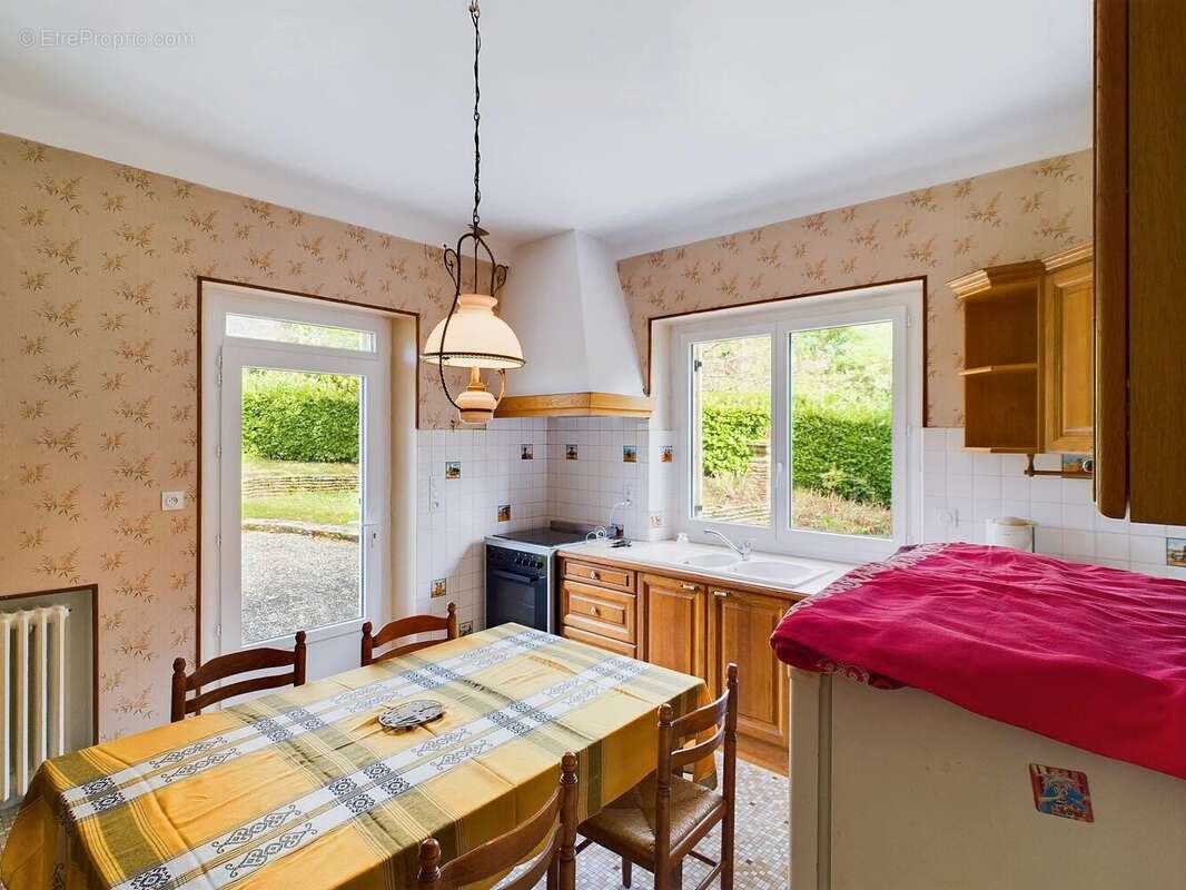 Deux maisons périgourdines en pierre et 3 appartements dans le centre de Sarlat avec piscine - photo 3