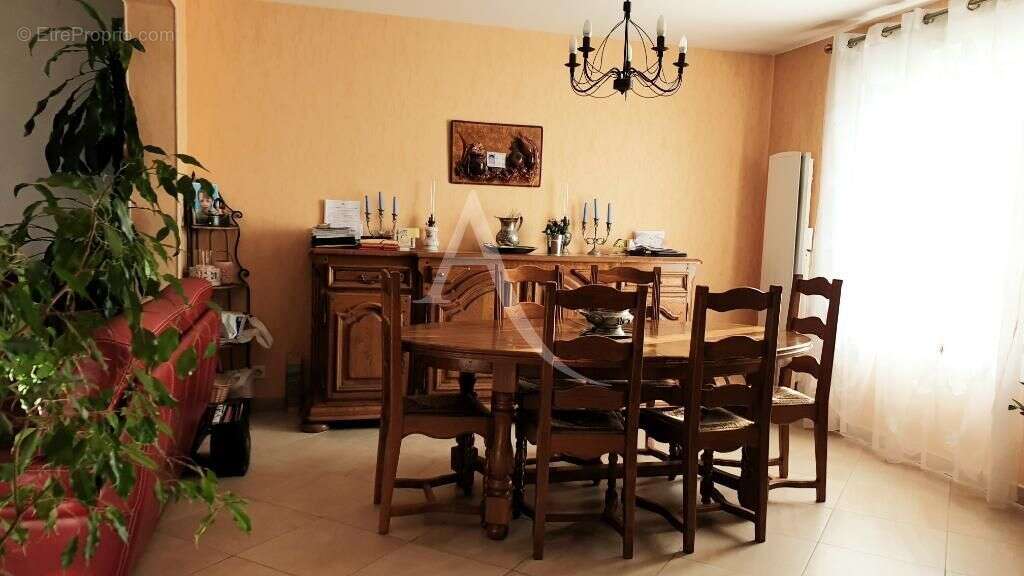 Maison à LIMEIL-BREVANNES