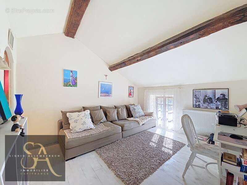 Maison à VILLARDONNEL