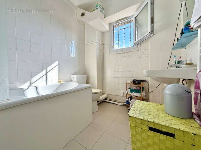 Appartement à INDRE