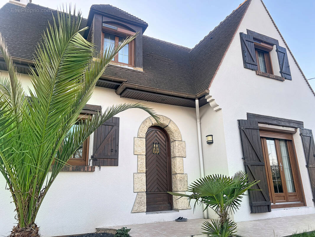 Maison à PARAY-VIEILLE-POSTE