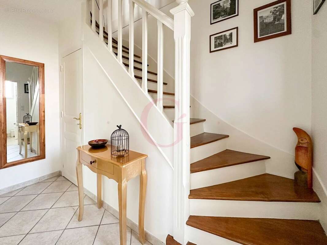 Maison à BOURG-LA-REINE