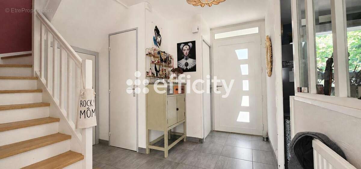 Maison 90 m² à Lagny-Sur-Marne  - photo 9