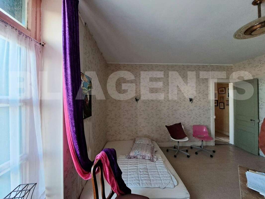 WhatsApp Image 2025-11-05 at 13 - Maison à DUN-SUR-MEUSE