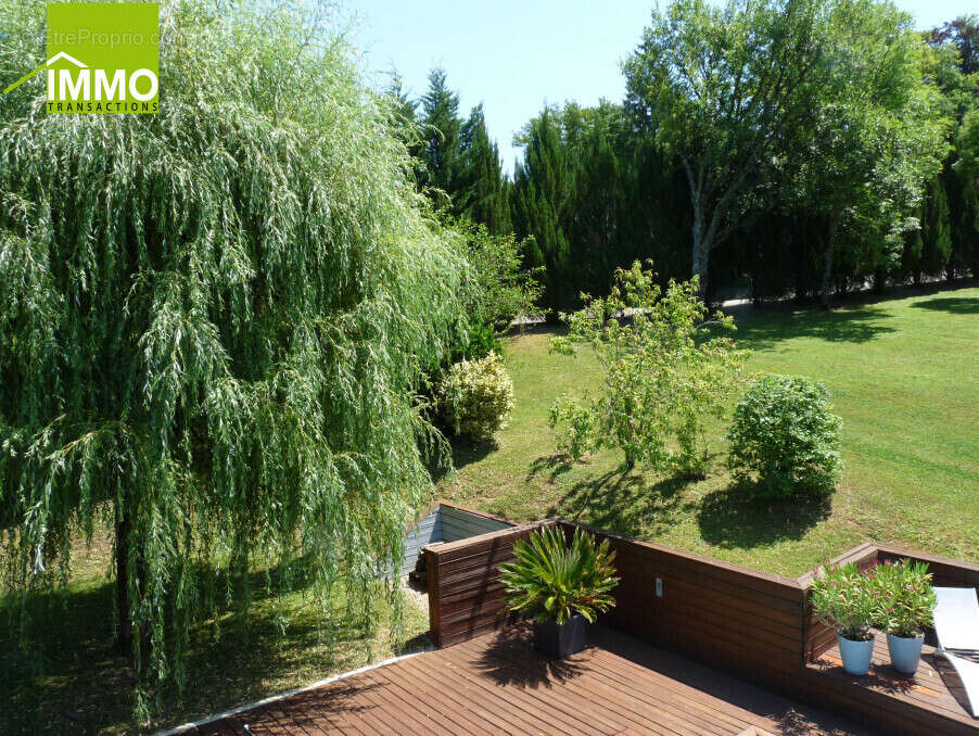 Maison à LONS-LE-SAUNIER
