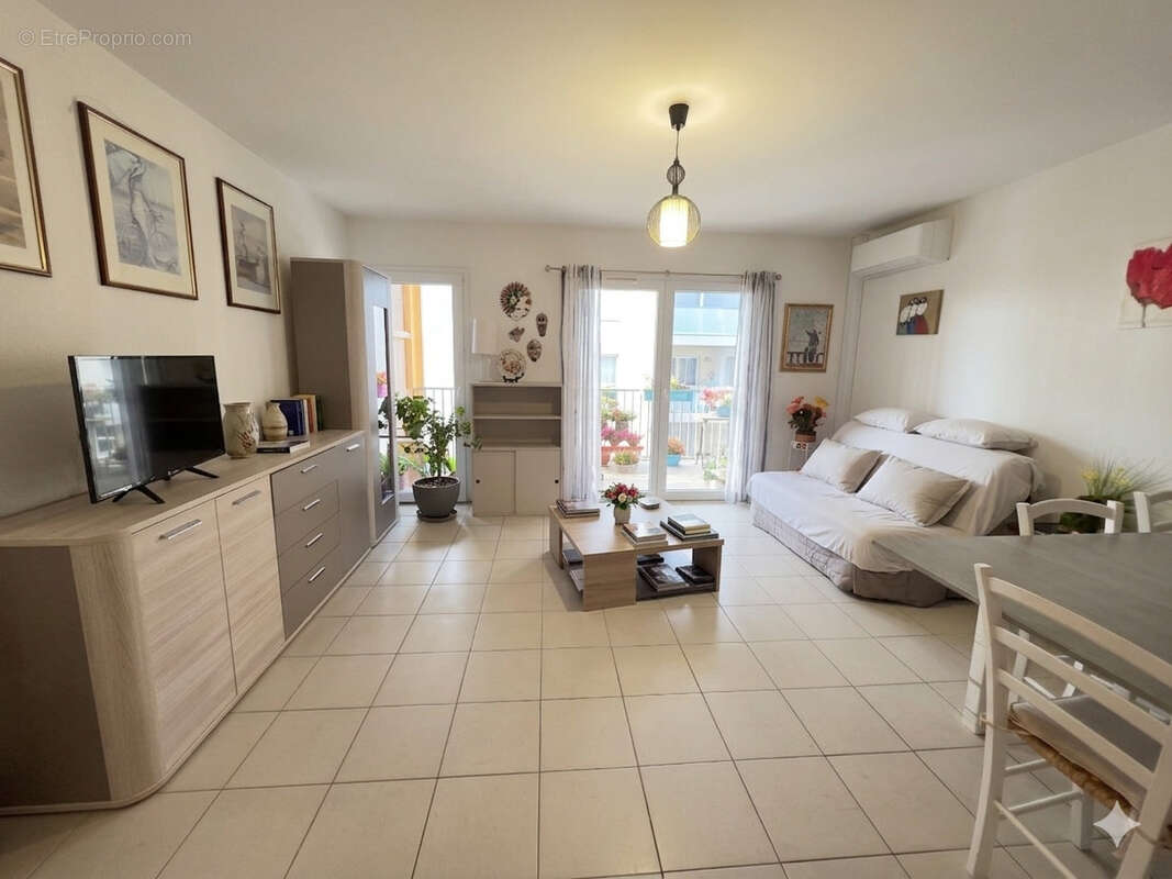Appartement à JUVIGNAC