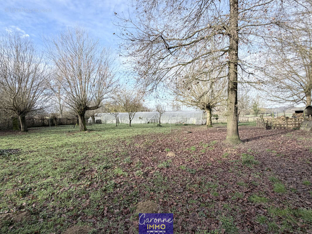 Maison à VARES