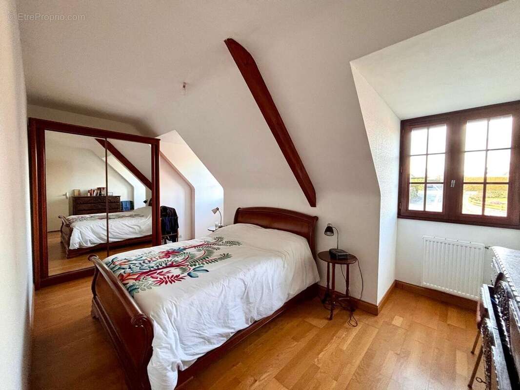 Maison à SAINT-GEORGES-D'ELLE