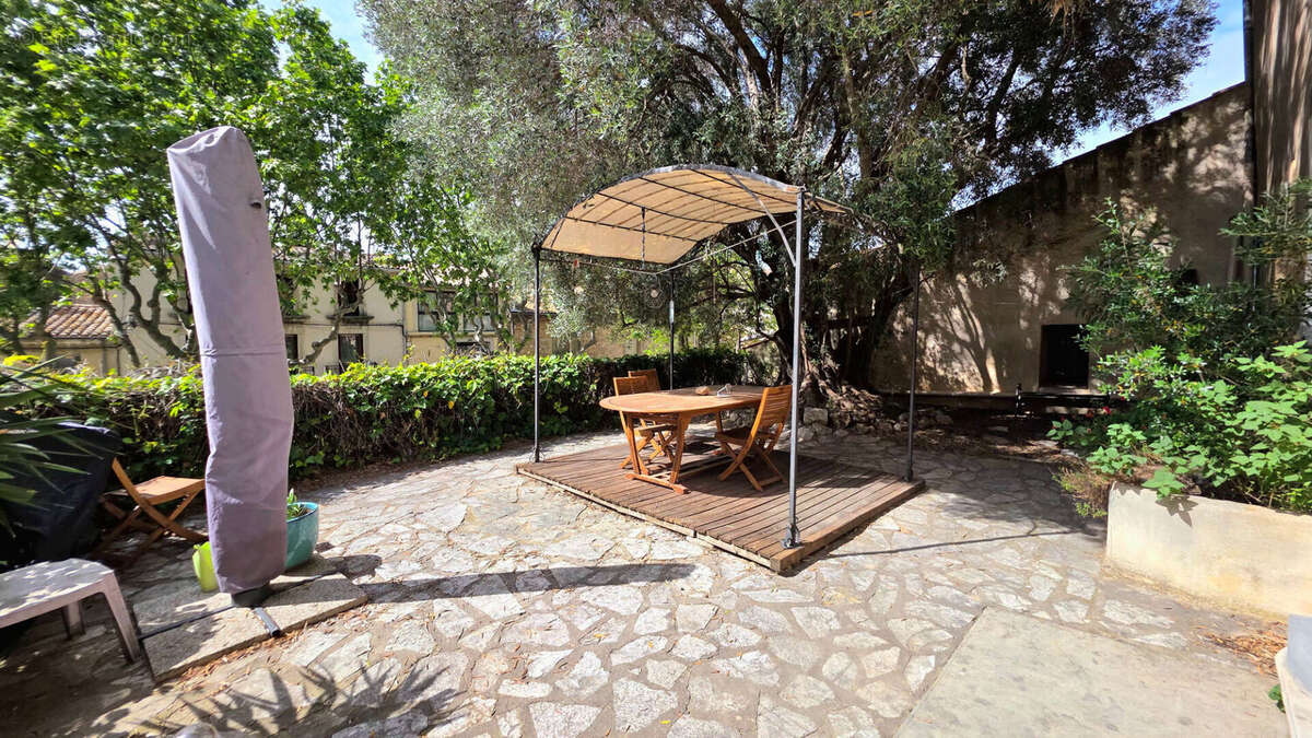 Appartement à LOUPIAN