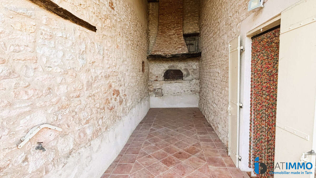Maison 239 m² à Poulan-Pouzols  - photo 7