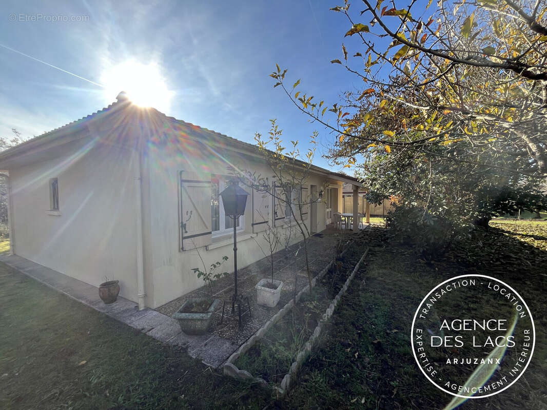 Maison à ONESSE-ET-LAHARIE