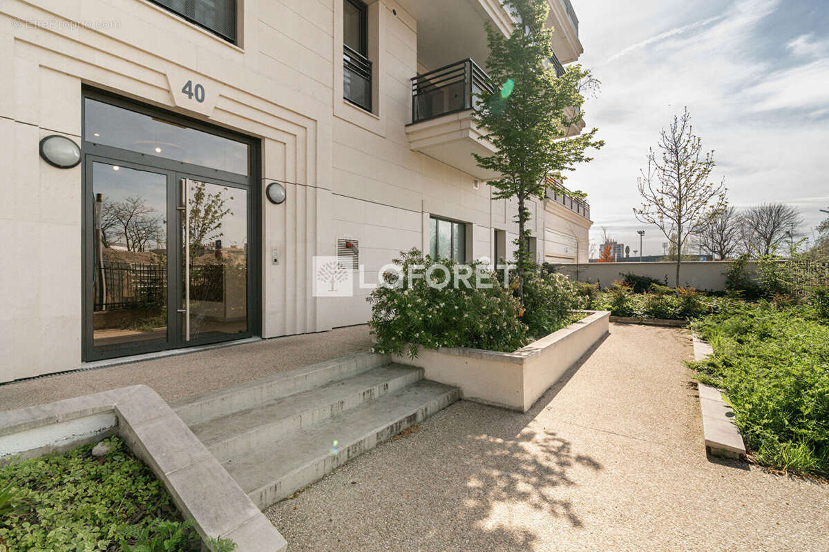 Appartement à COLOMBES