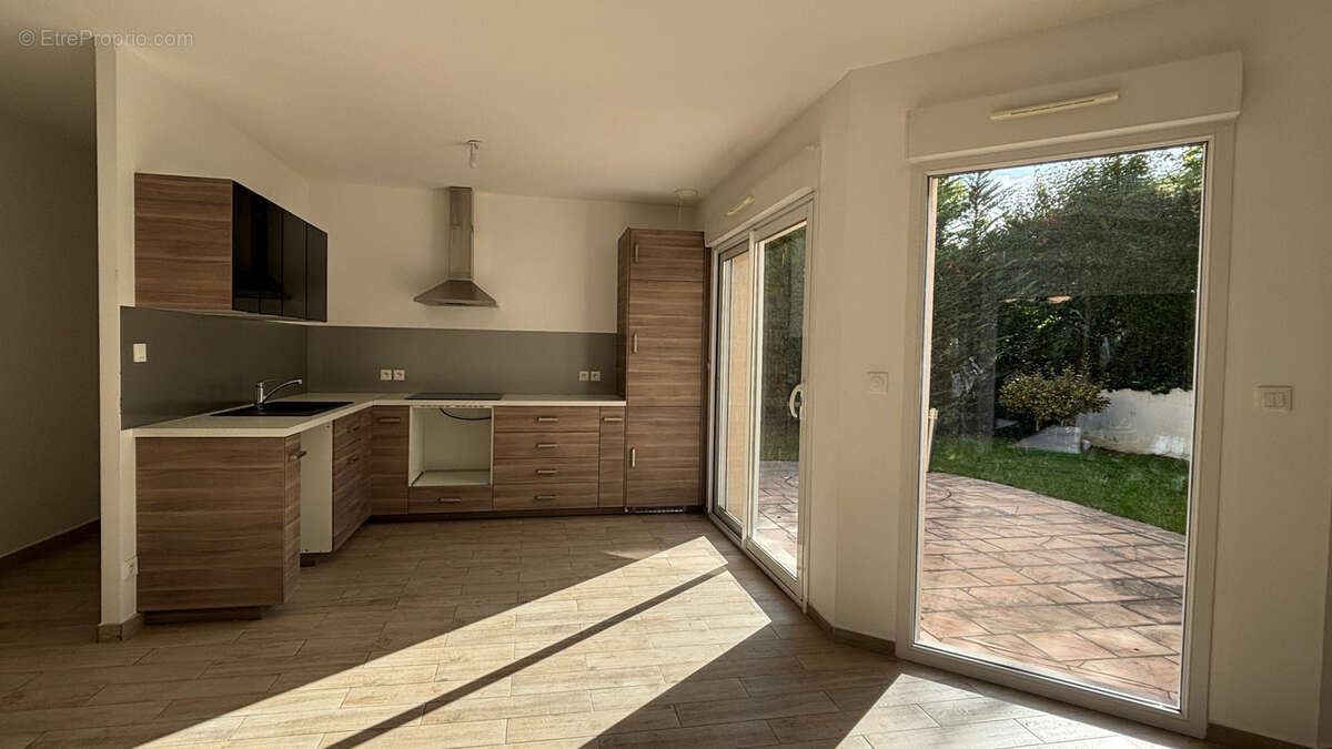 Maison à L&#039;ETANG-LA-VILLE