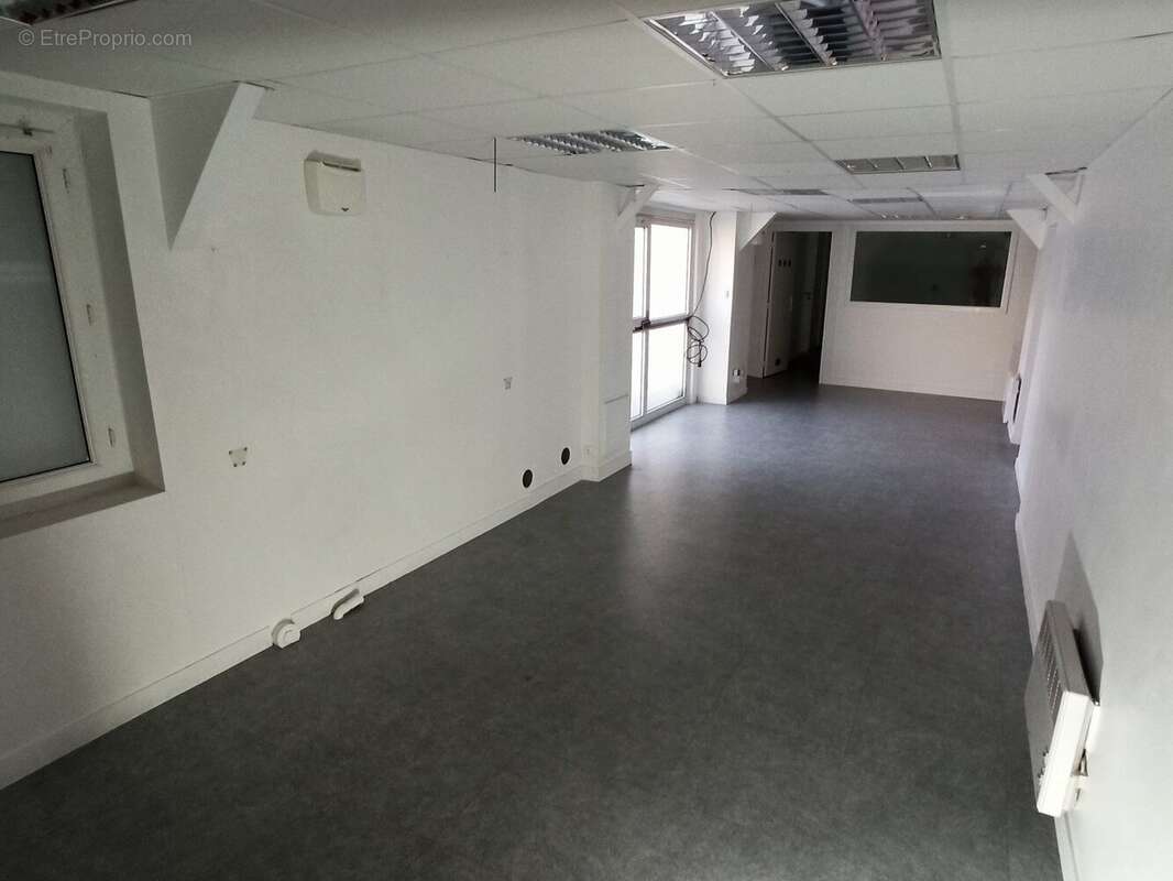 Autre à SAINT-JUNIEN