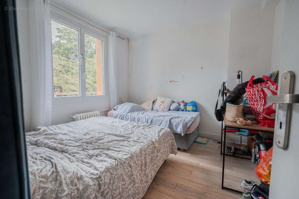 Appartement à CHARENTON-LE-PONT