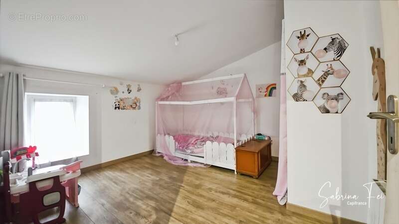Maison à LA RONDE
