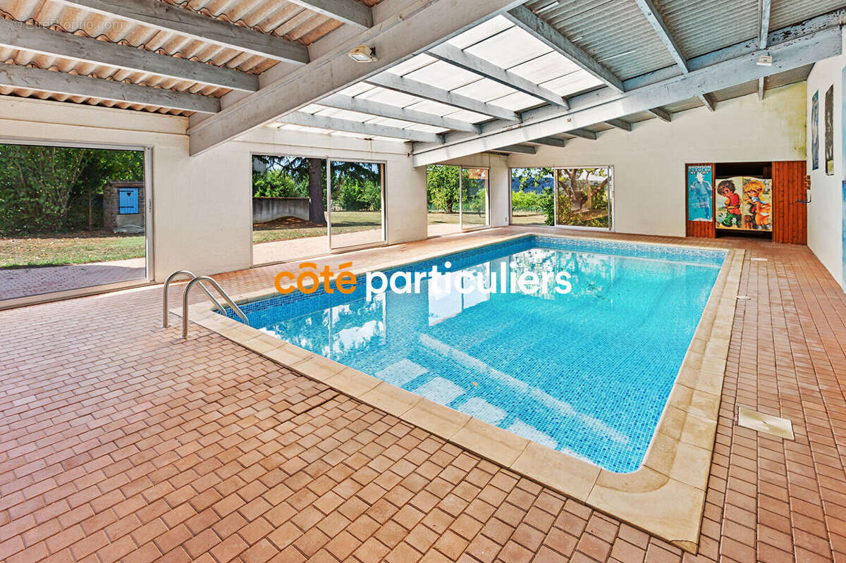 Maison à LA VARENNE