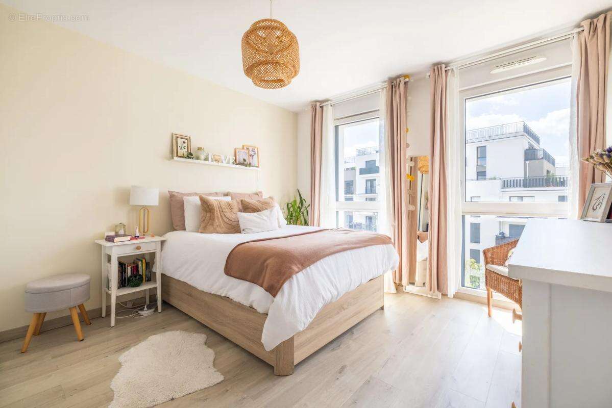 Appartement de 4 pièces de 85 m² à Thiais - photo 7