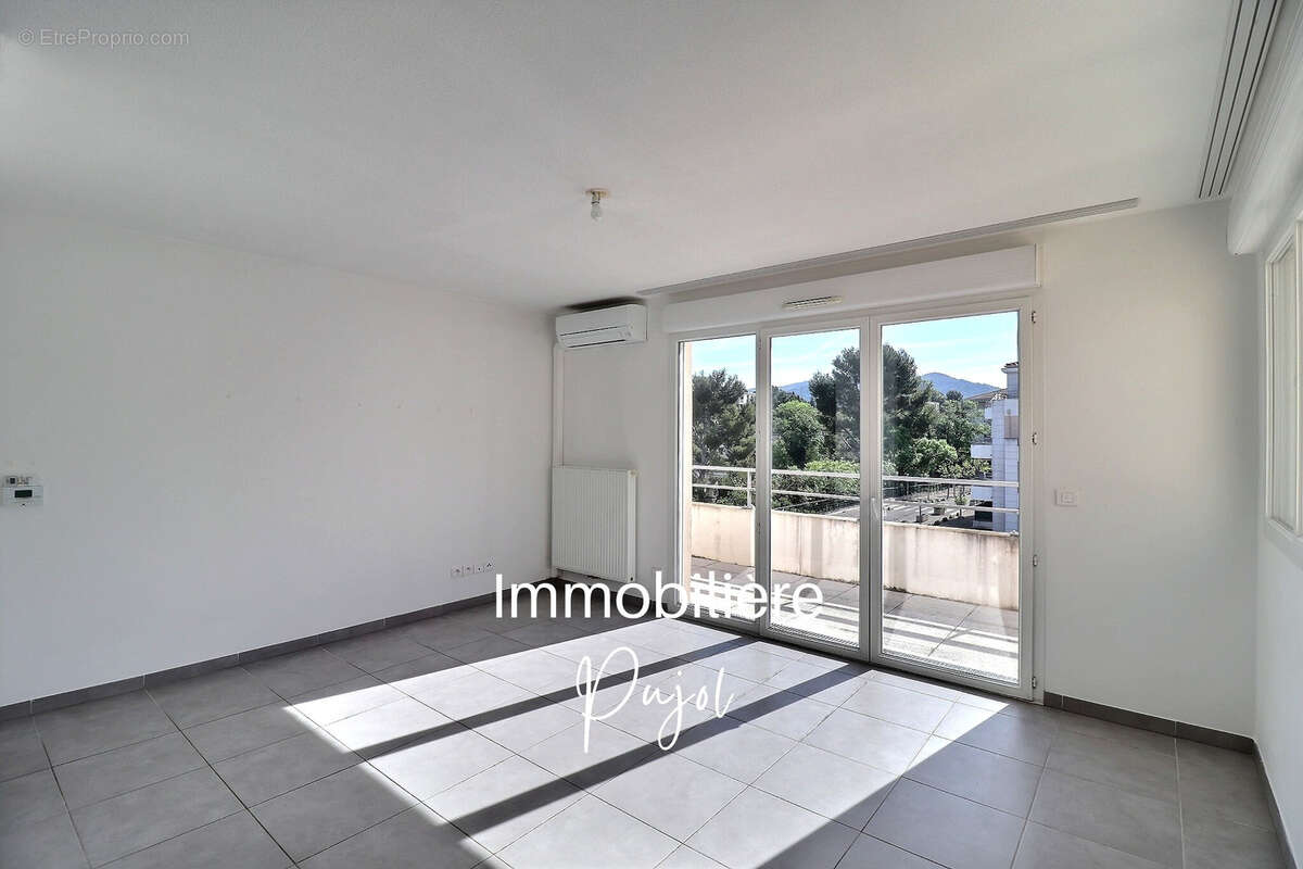 Appartement à MARSEILLE-13E