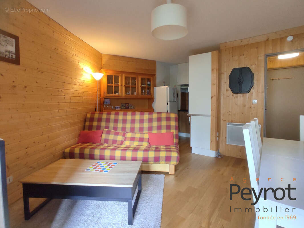 Appartement à LES ANGLES