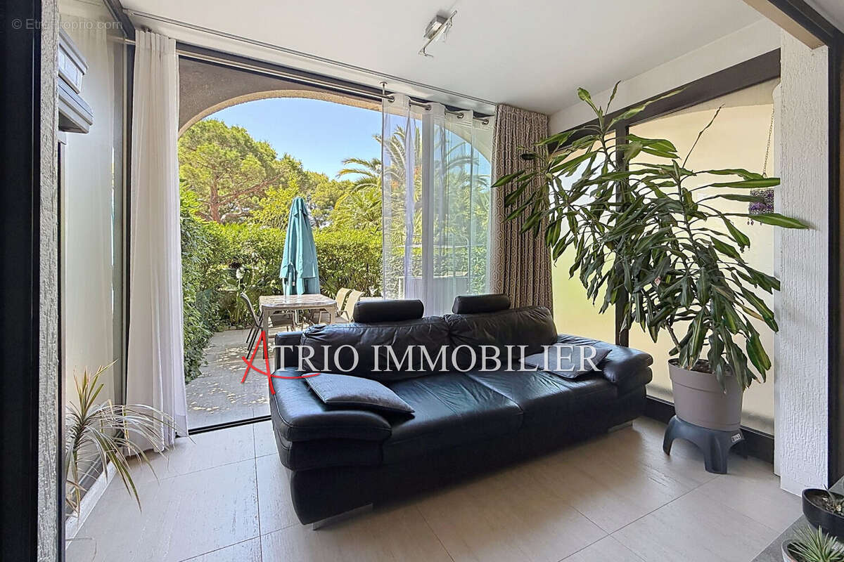 Appartement à VILLENEUVE-LOUBET