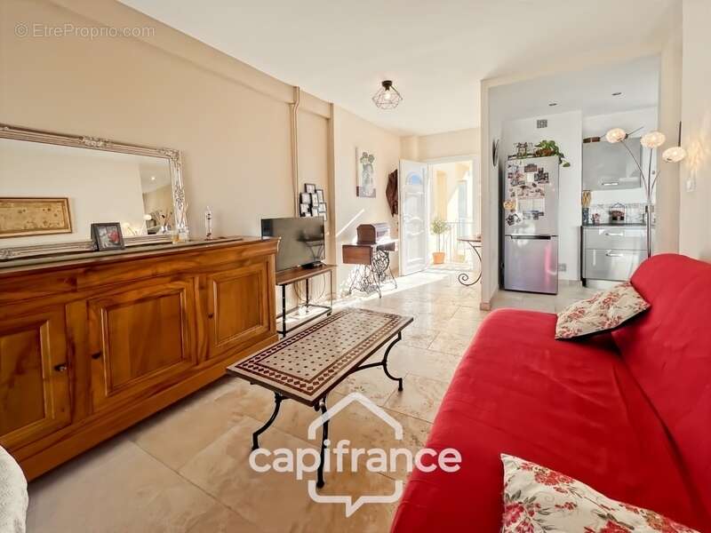 Appartement à HYERES
