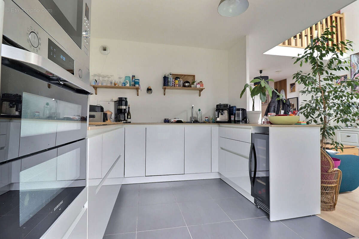 Appartement à COLOMBES