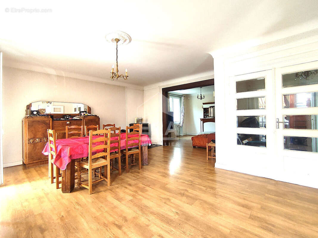 Maison à VALS-PRES-LE-PUY