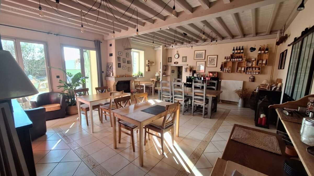 Maison à TREPT