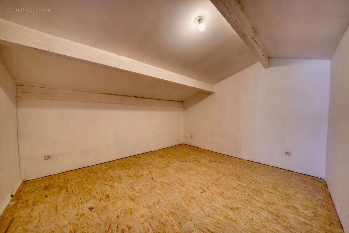 Maison à TONNAY-CHARENTE