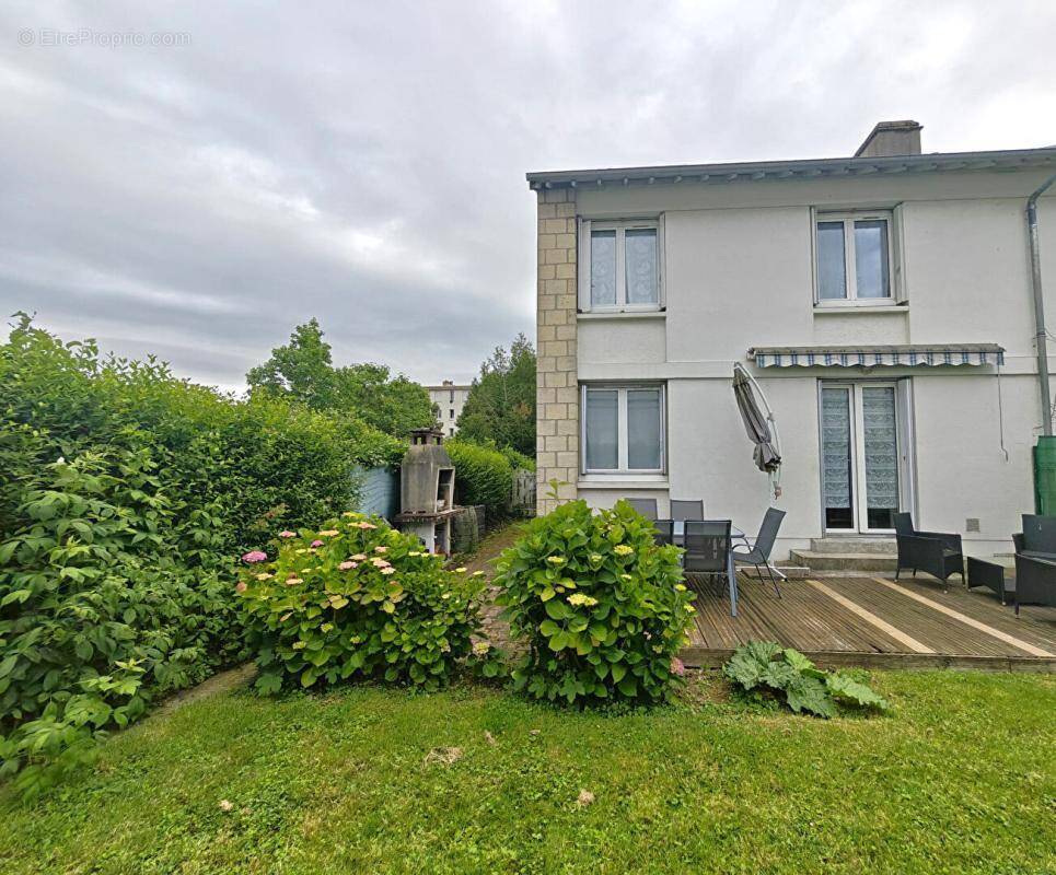 Maison à BEAUVAIS