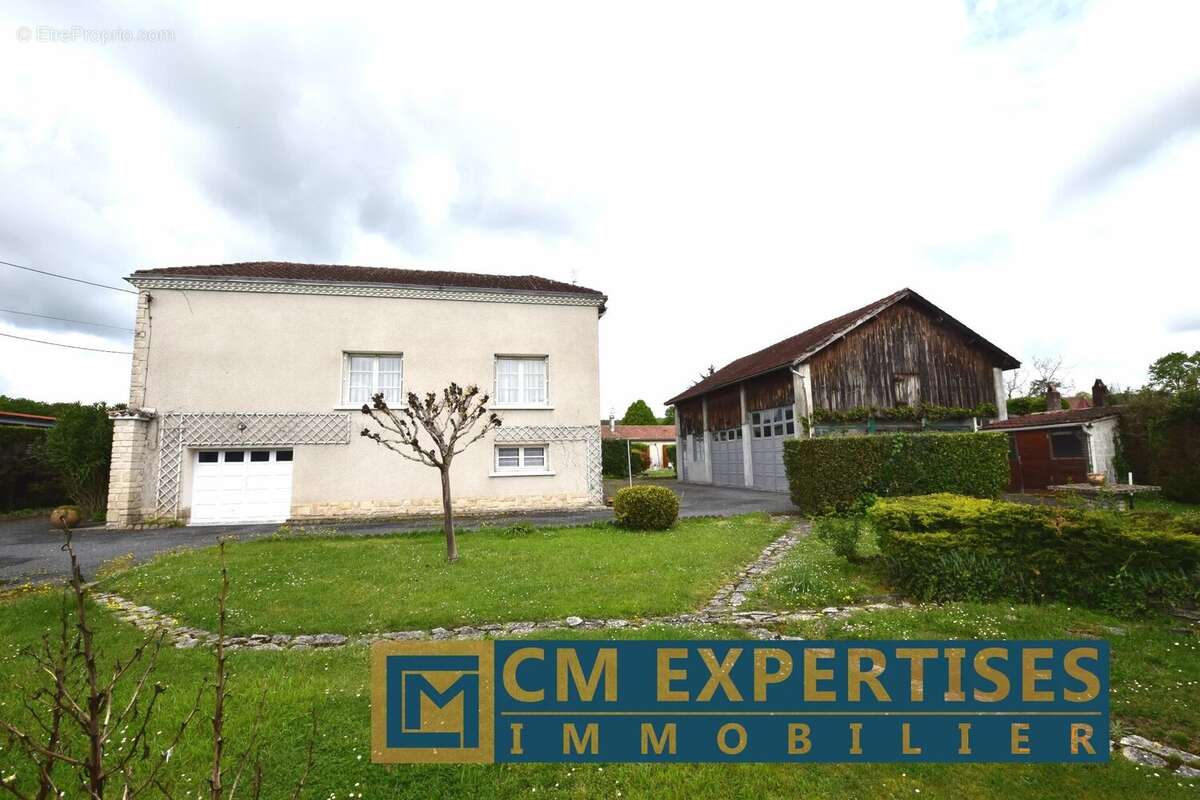 Maison à SAINT-ASTIER