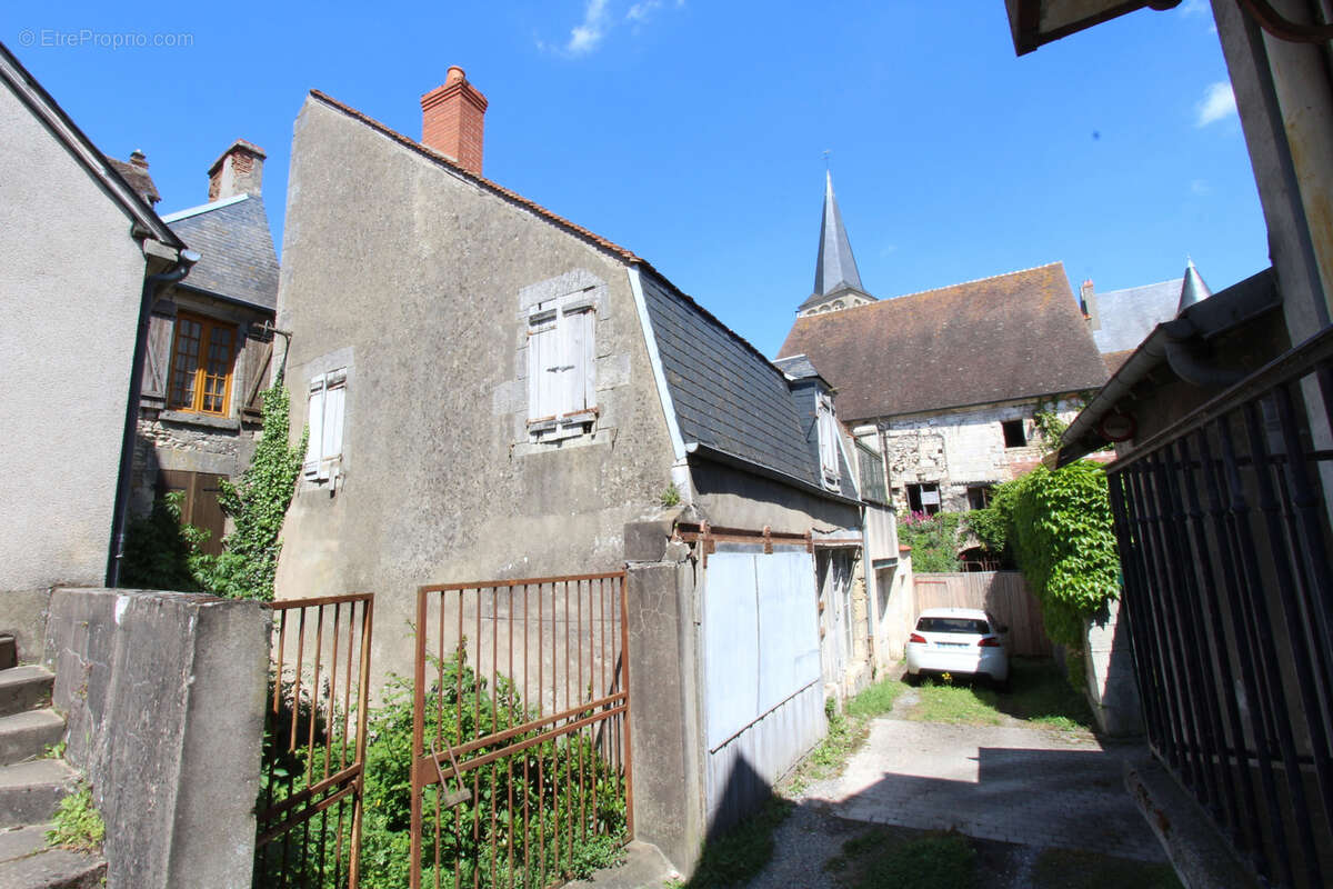 Maison à LA CHARITE-SUR-LOIRE