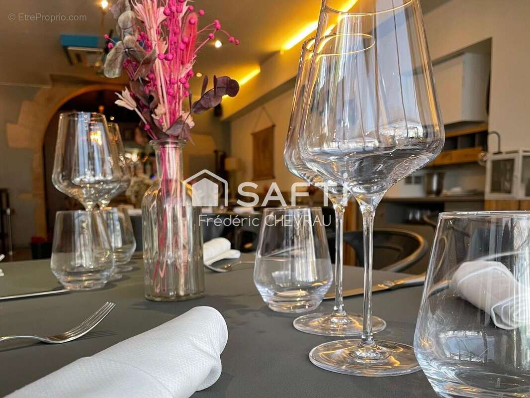 Photo 3 - Commerce à MACON