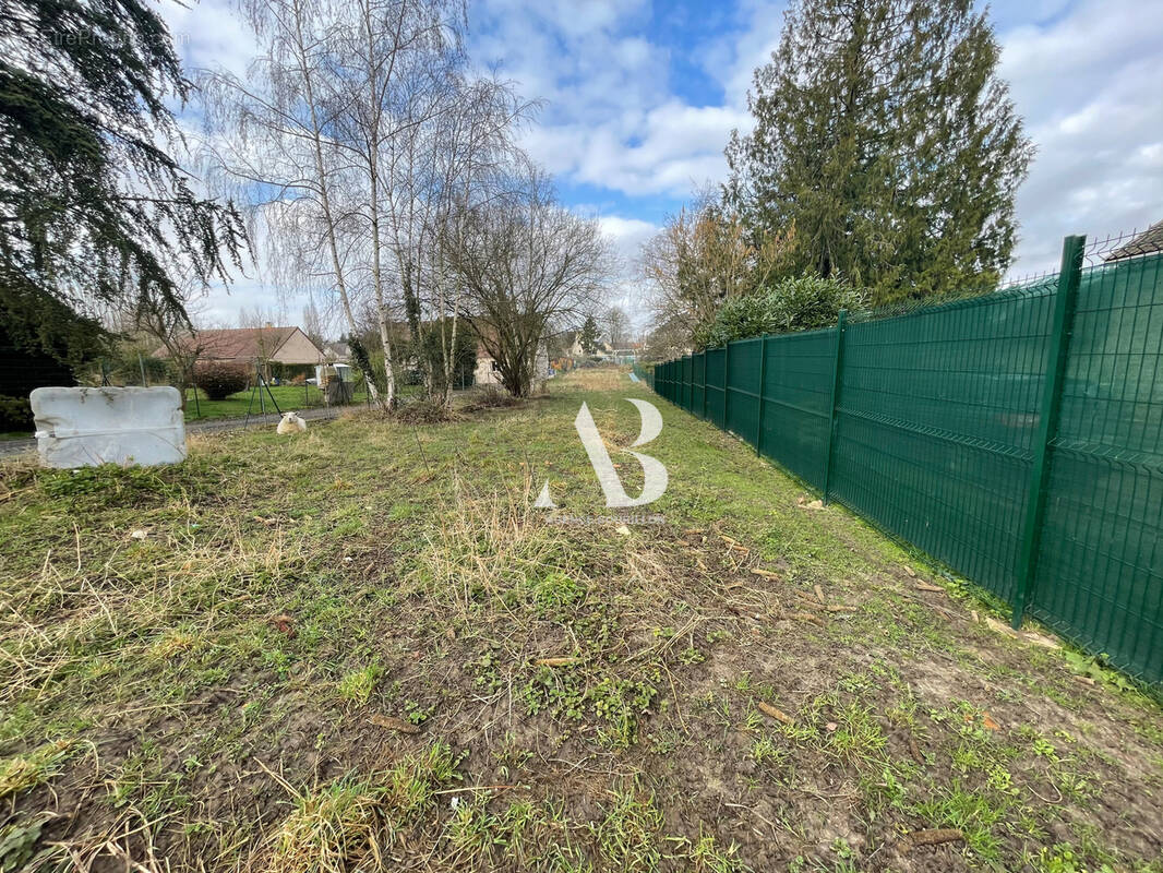 Terrain à CHATEAUBLEAU
