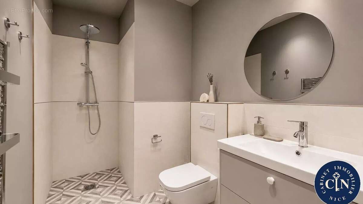 Appartement 92 m² à Nice  - photo 8