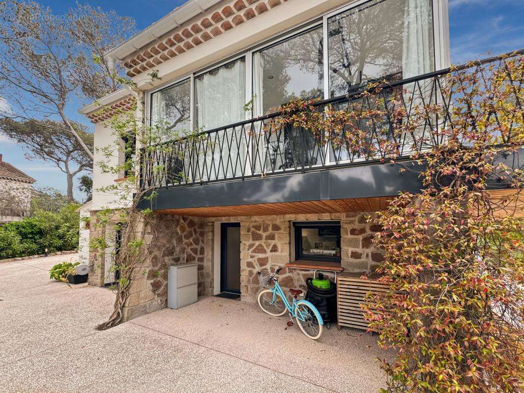 Maison à SAINT-RAPHAEL