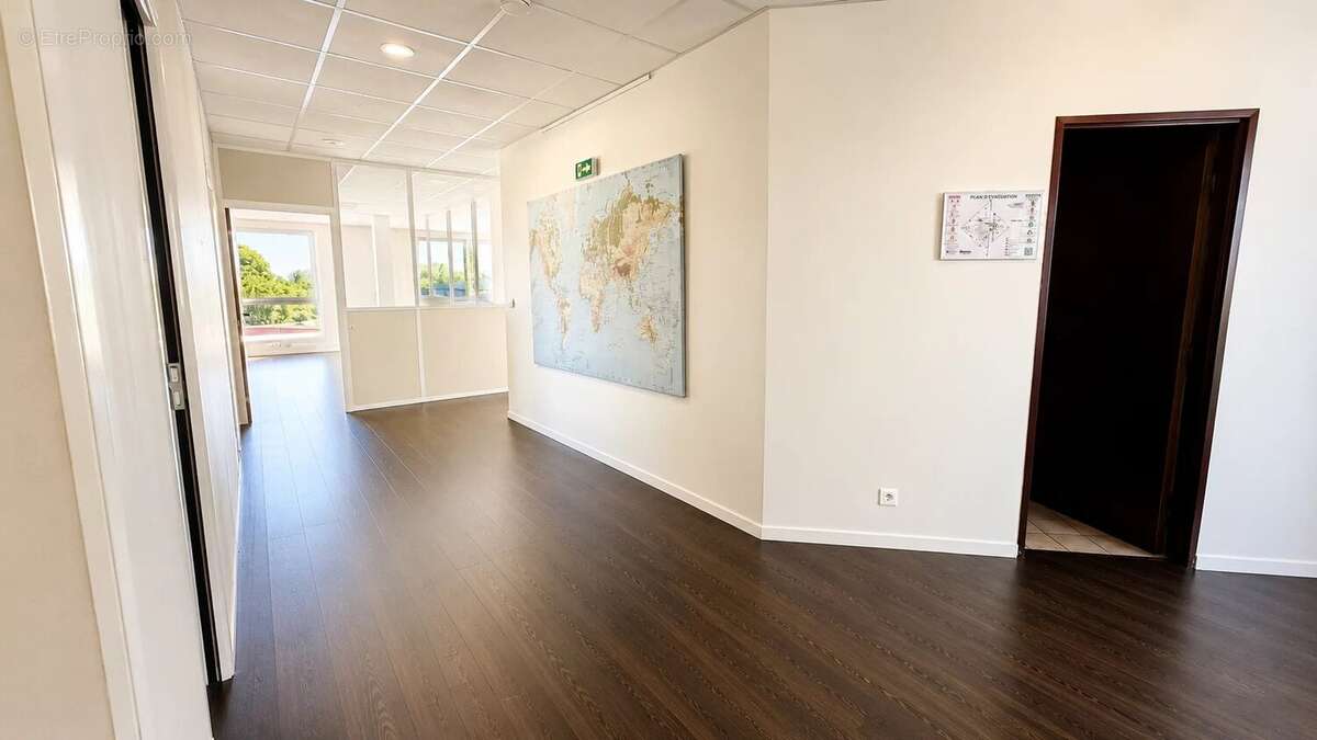 Bureaux - les essarts le roi - photo 3