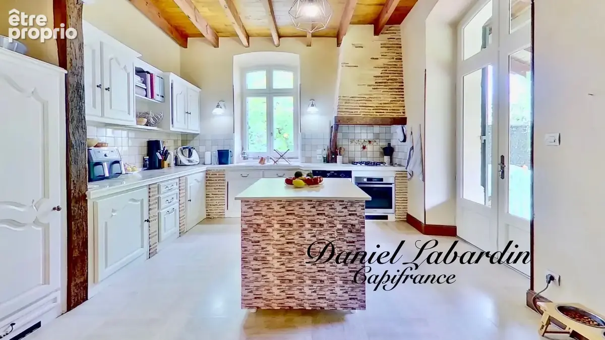 Demeure en pierre - 4 chambres - TERRAIN 6785m2 - - photo 6