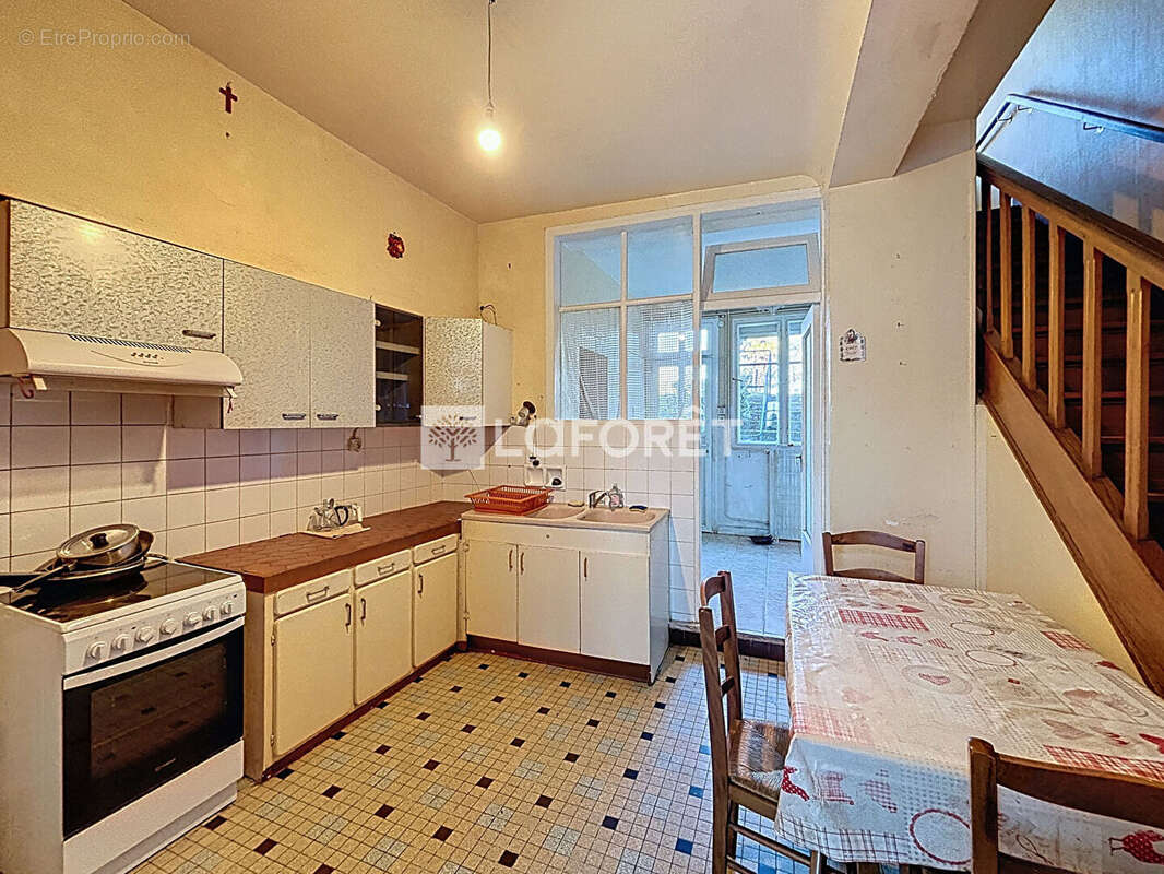 Maison Messei 9 pièces 213 m² - photo 4