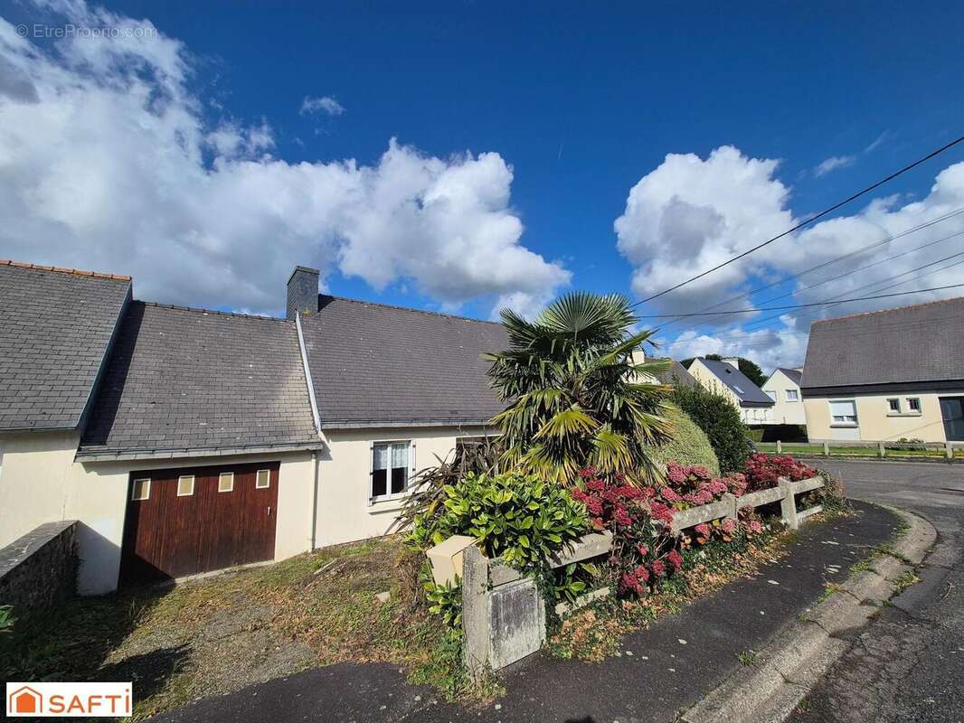Photo 8 - Maison à LANDIVISIAU