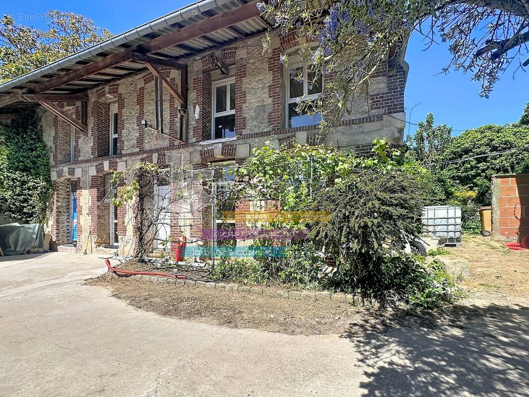 n°1 - Appartement à CLERMONT