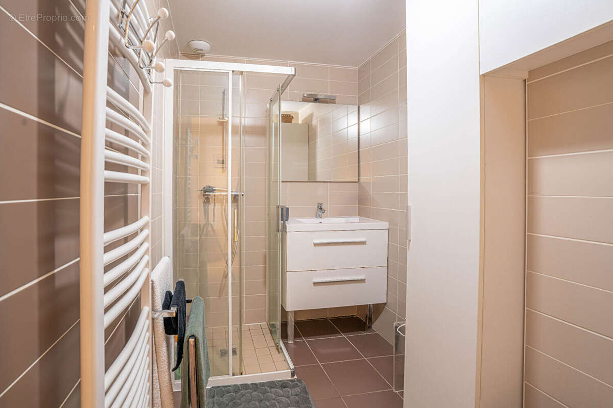 Appartement à POISY