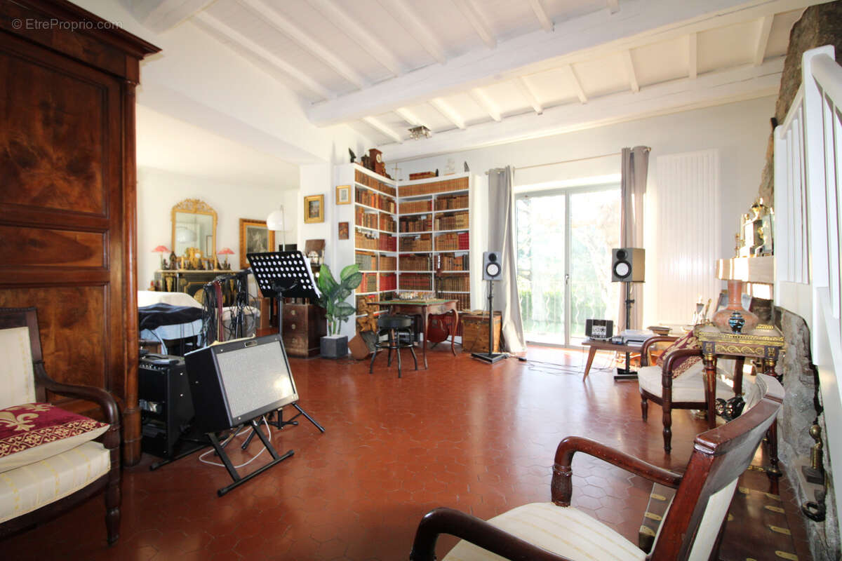 Maison à SAINT-CHRISTOL-LES-ALES